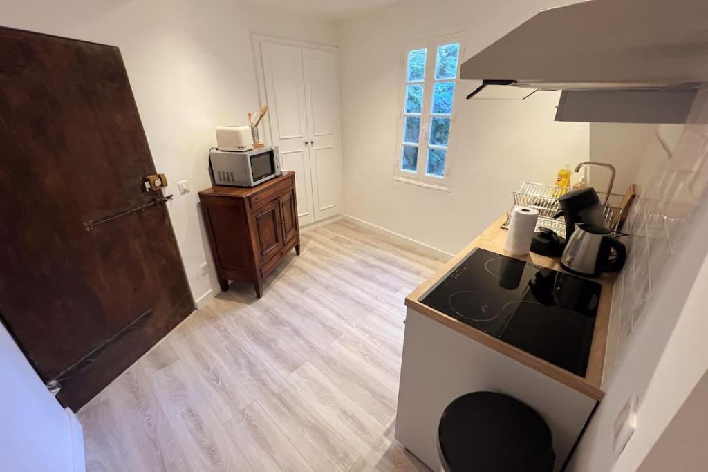 Apartamento Le Figuier - Clim - Wifi Villeneuve-lès-Avignon Exterior foto